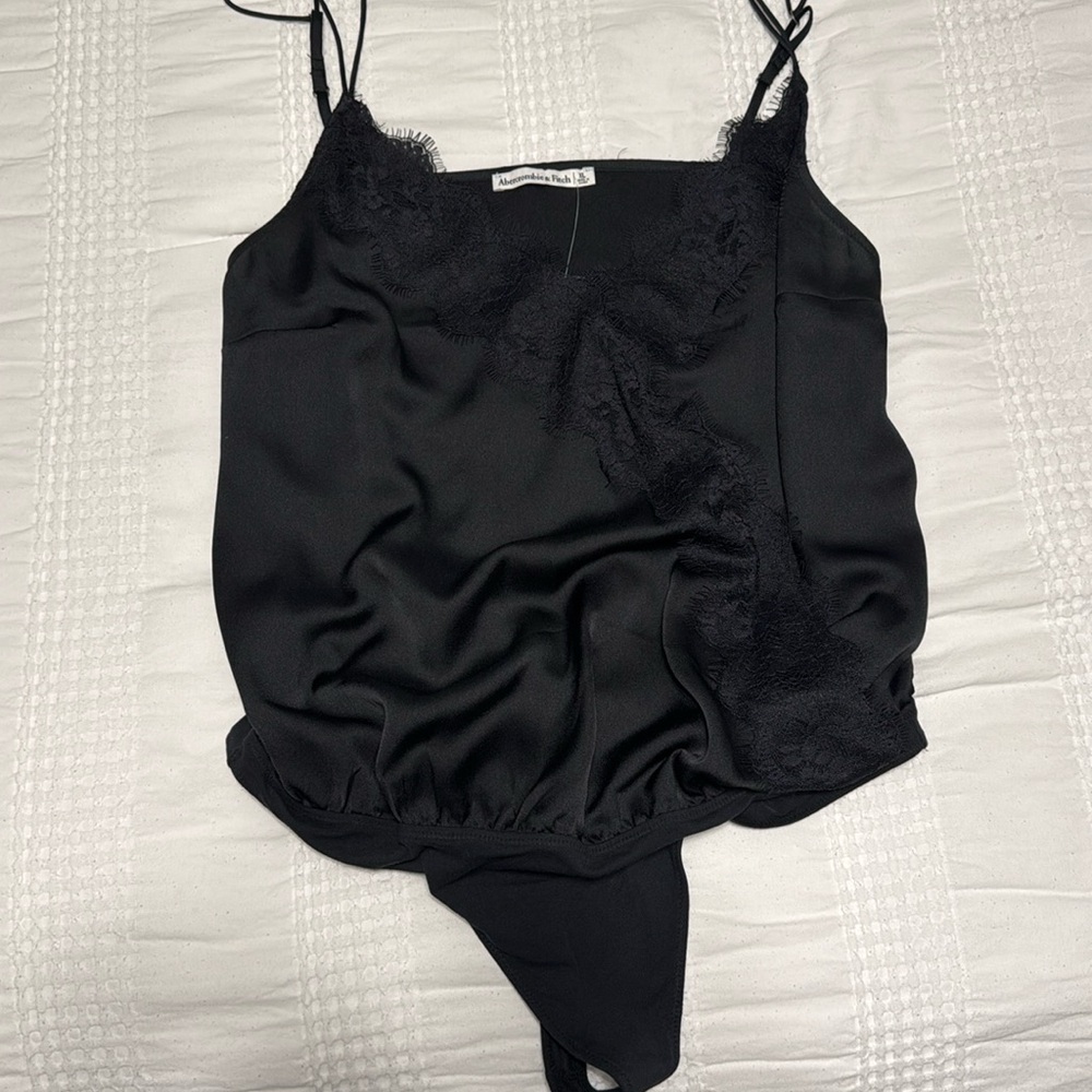 Lace loose fit body suit